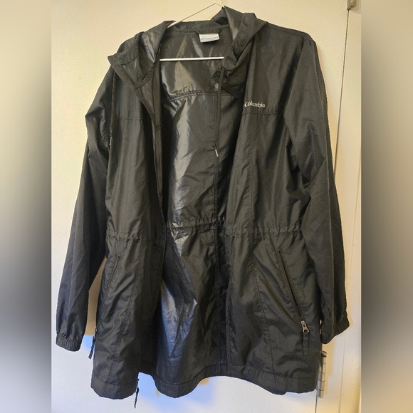 Columbia Black Women's Light Jacket With Hood - Picture 10 of 10